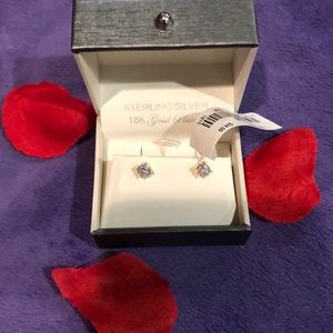 CRISLU 18k  GOLD PLATED STUDS .